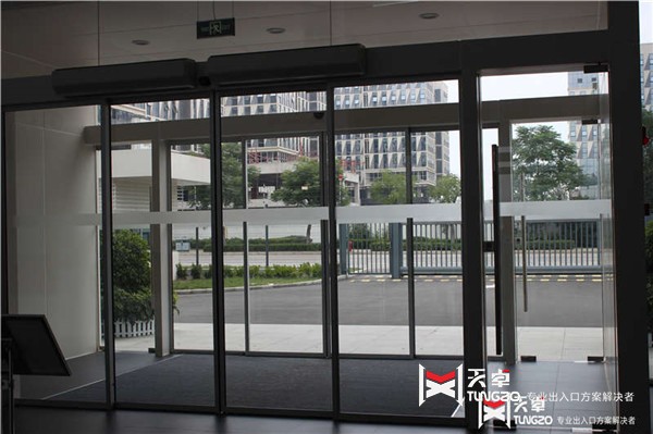 51門店自動門-寶馬培訓中心4.jpg